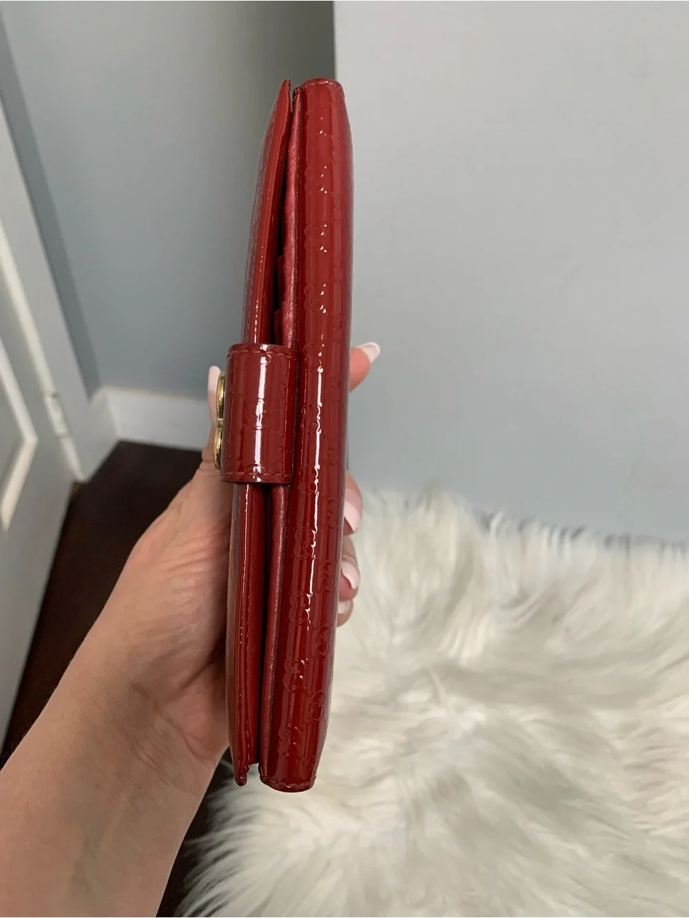 Authentic red patent leather Gucci long wallet w heart snap ❤️ - Picture 5 of 16